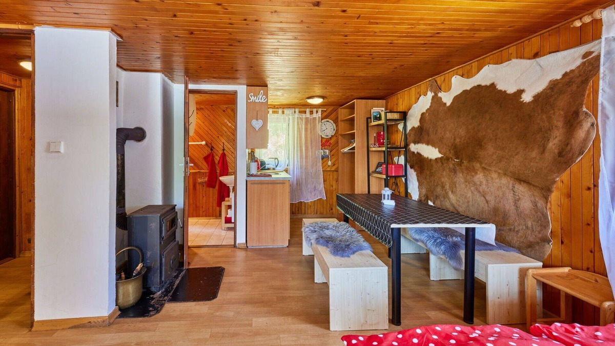 Mlade Buky House | Beautiful private villa for 4 guests with WIFI, pool, TV, patio and pets allowed