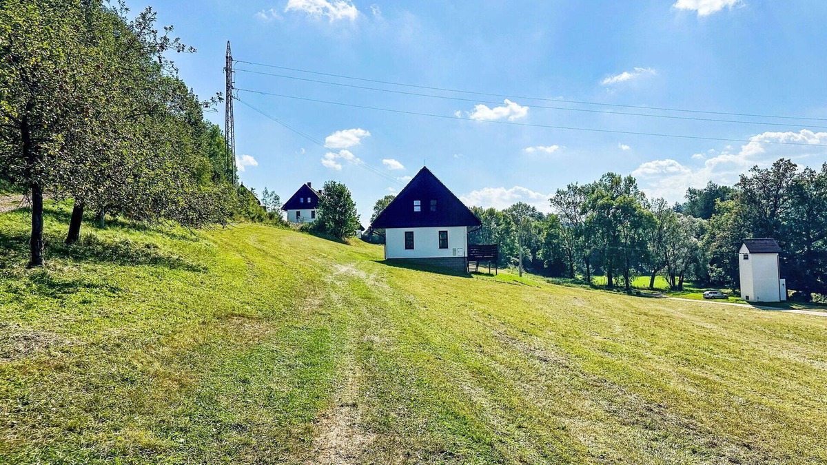 Starkov House | Beautiful private villa for 6 people with pool, WIFI, TV, patio, pets allowed and panoramic view