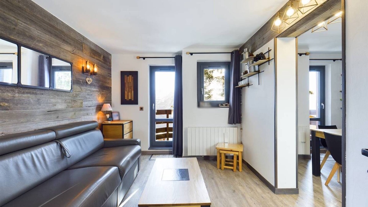 La Rosiere Apartment | Beautiful renovation just nearby the ski slopes for 6/7 people