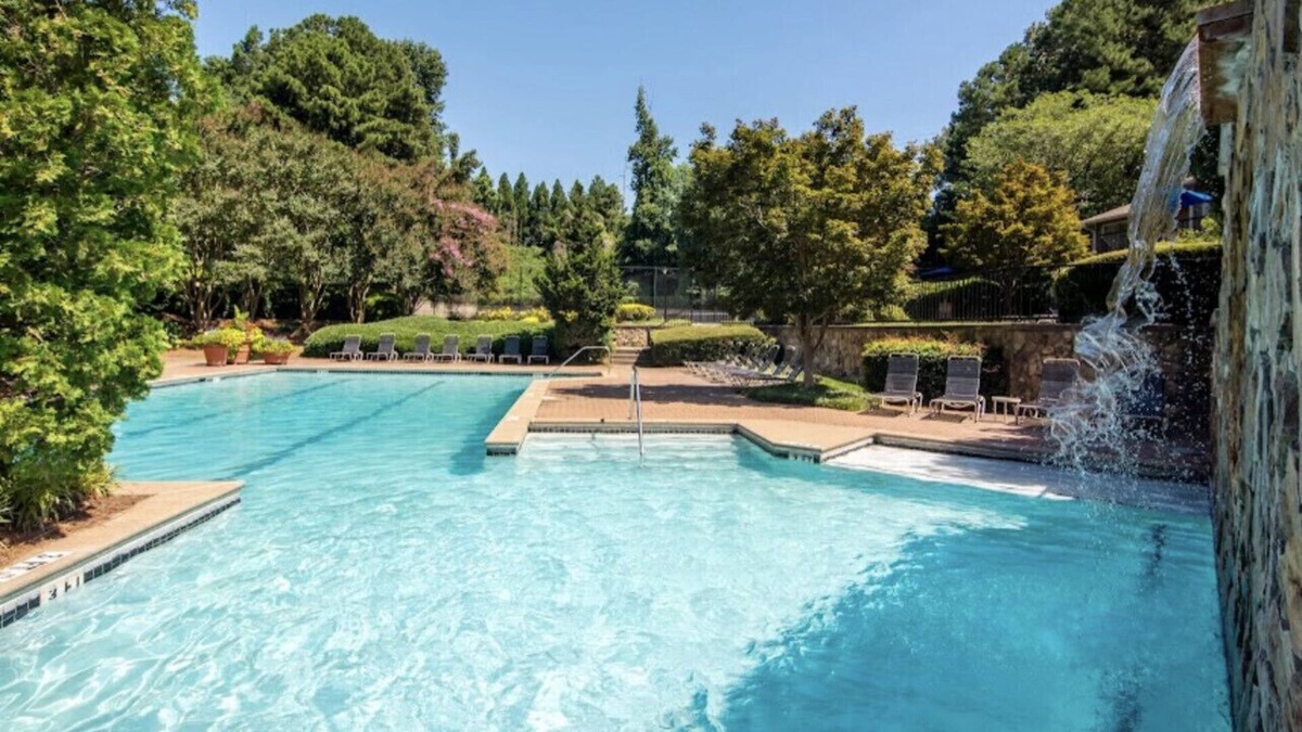 Smyrna Apartment | Beautiful 1 Bedroom Apt! 4th Night FREE on extended stays!!