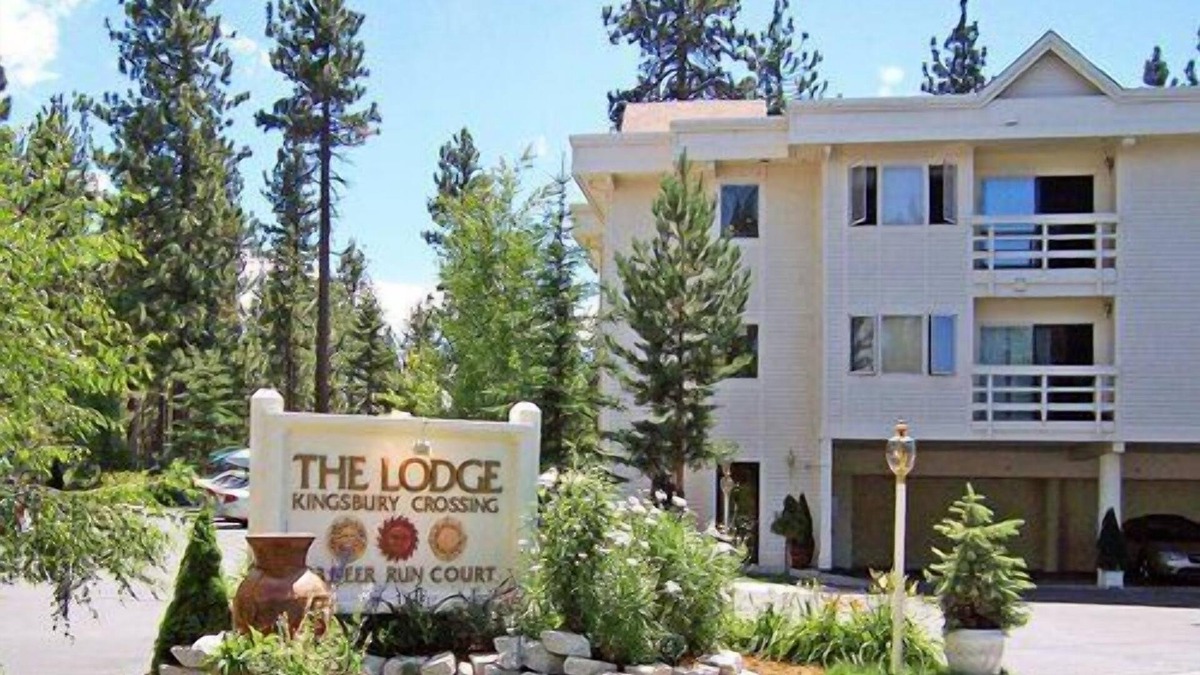 Lower Kingsbury Apartment | Beautiful 1 bedroom unit at resort, sleeps 4