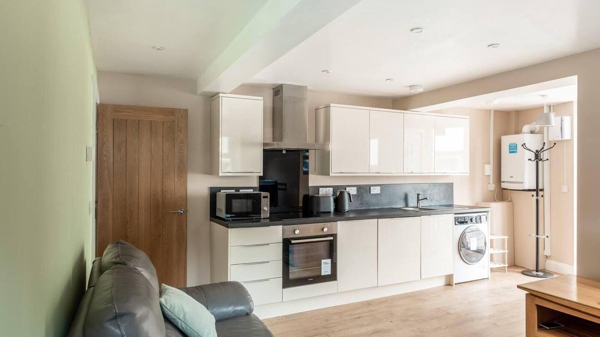 Egremont House | Beautiful 2-bed House in Egremont Milo's Place