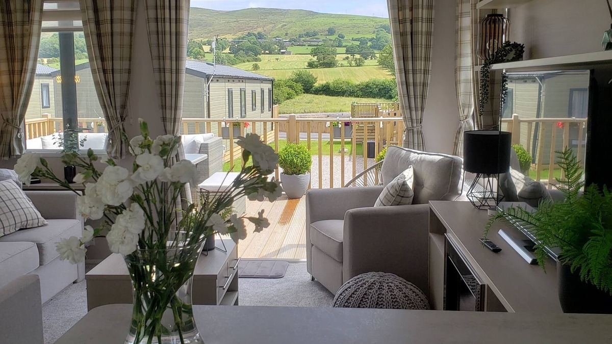 Fence Cabin | Beautiful 2-Bed Lodge Ribble Valley Clitheroe