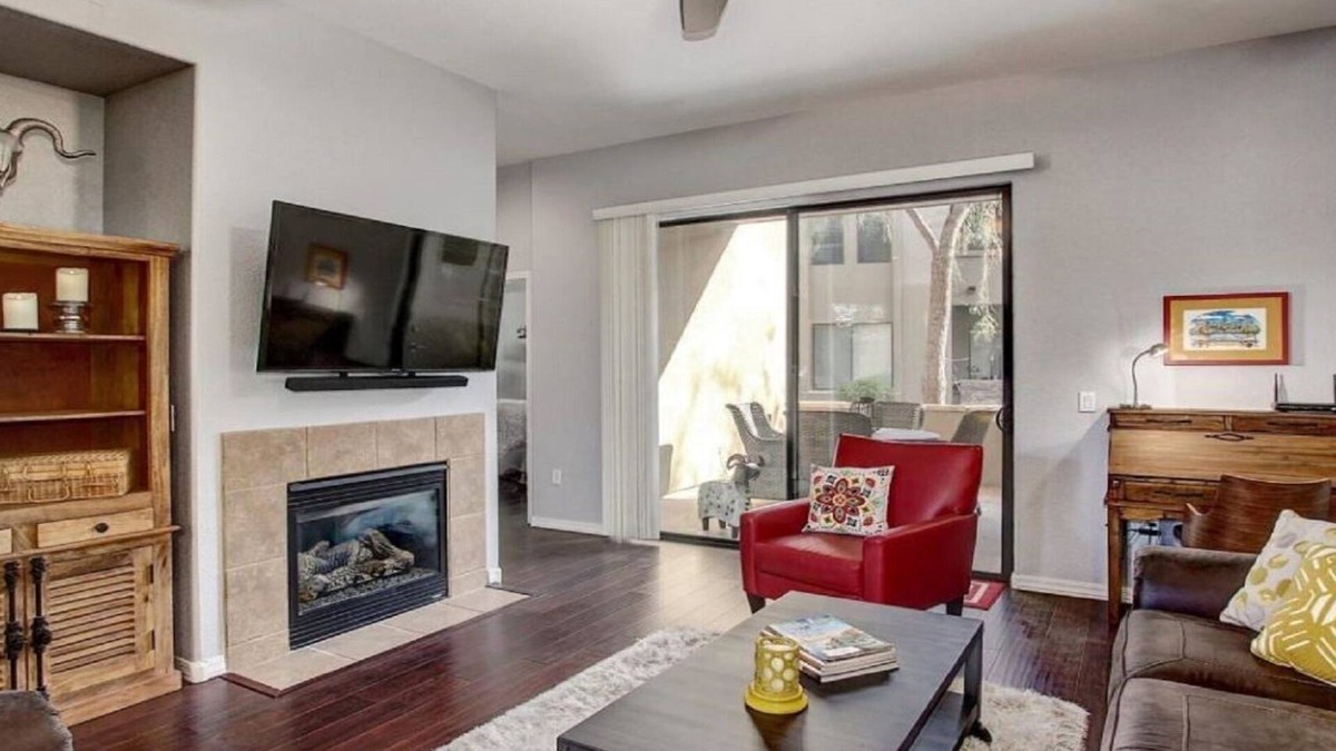 South Scottsdale Condo | Beautiful 2-Bedroom Condo in Prime Paradise Valley/Scottsdale Area