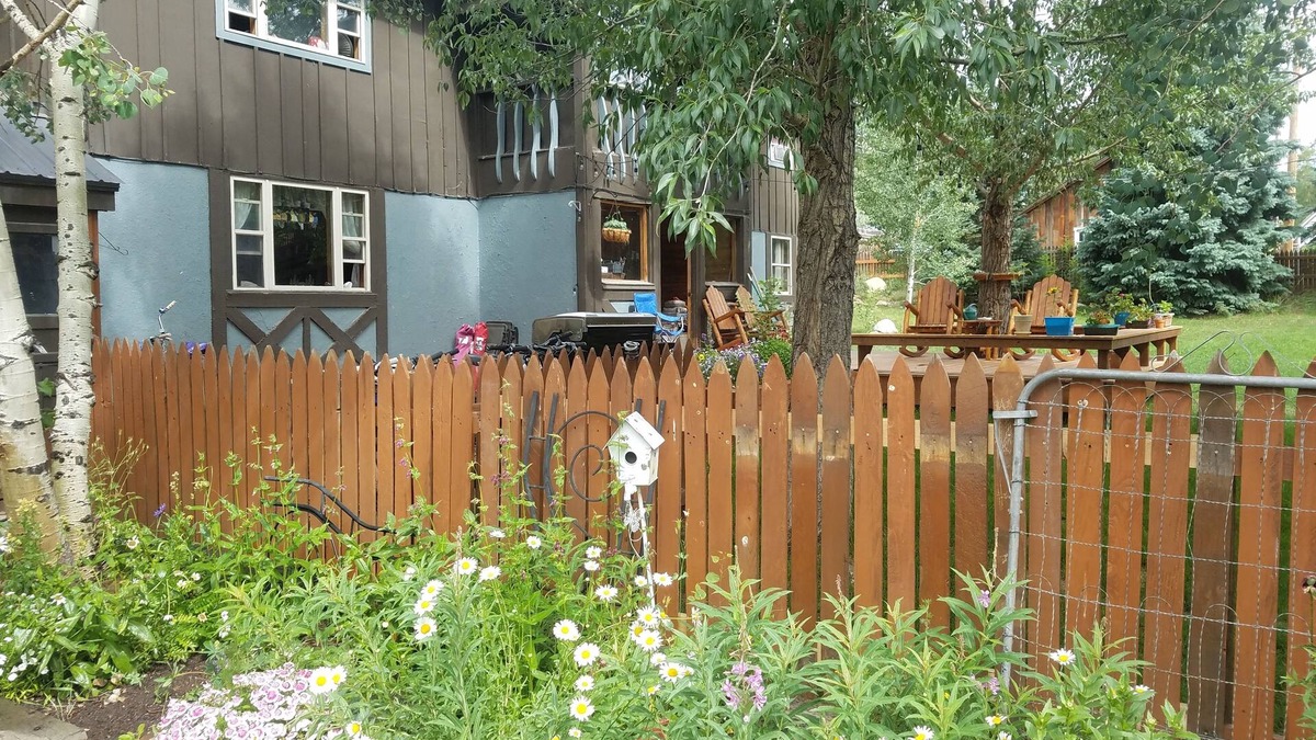 Crested Butte Apartment | Beautiful 2 Bedroom apartment in the heart of Crested Butte historic district.