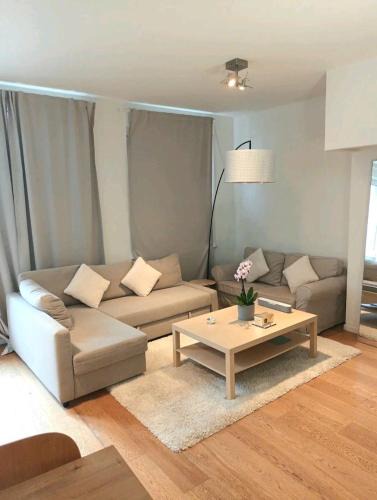 Ixelles Apartment | Beautiful 2 bedroom apartment in Place Flagey bxl