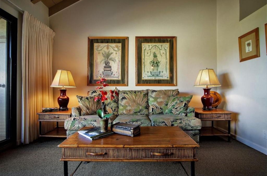 Kihei Apartment | Beautiful 2 Bedroom Oceanview Condo at Maui Kamaole Located at South End of Kihei Adjacent to Wailea Traditional Hawaiian Style