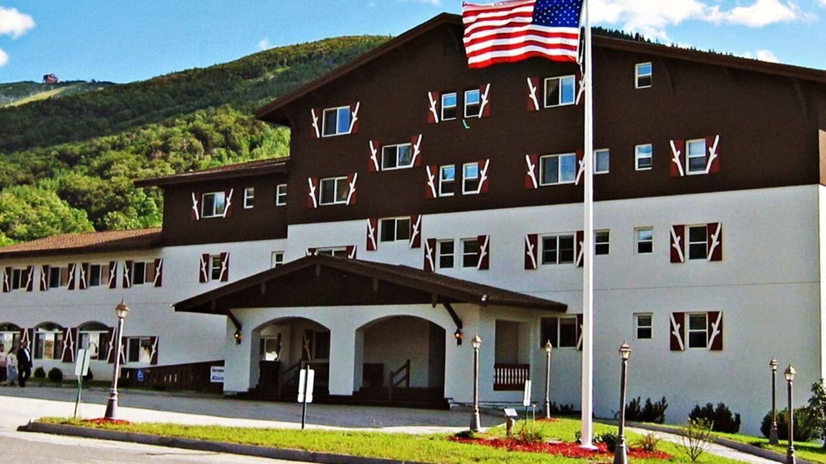 Franconia Apartment | Beautiful 2 bedroom unit at resort, sleeps 6