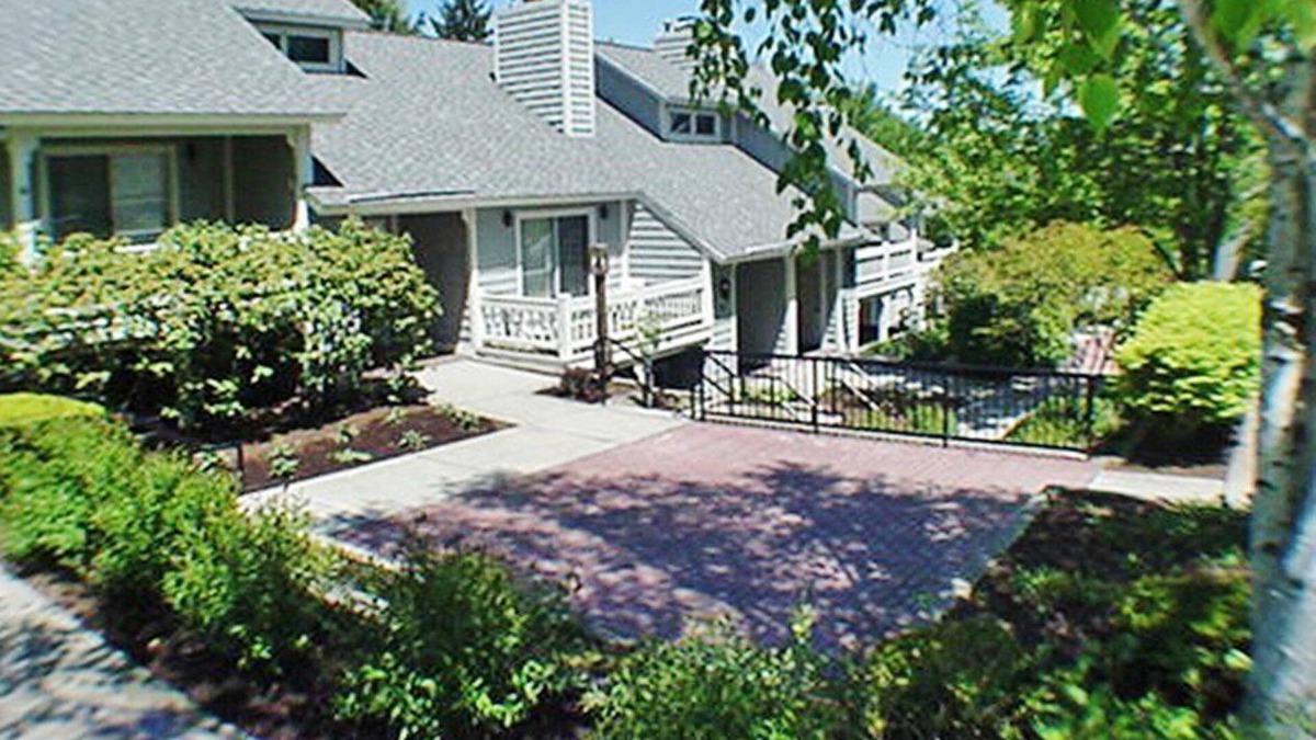 Chautauqua Apartment | Beautiful 2 bedroom unit at resort, sleeps 8