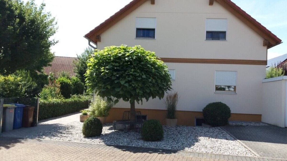 Bruchkoebel Apartment | Beautiful 2 room apartment (65m²) in Bruchköbel for up to 4 people