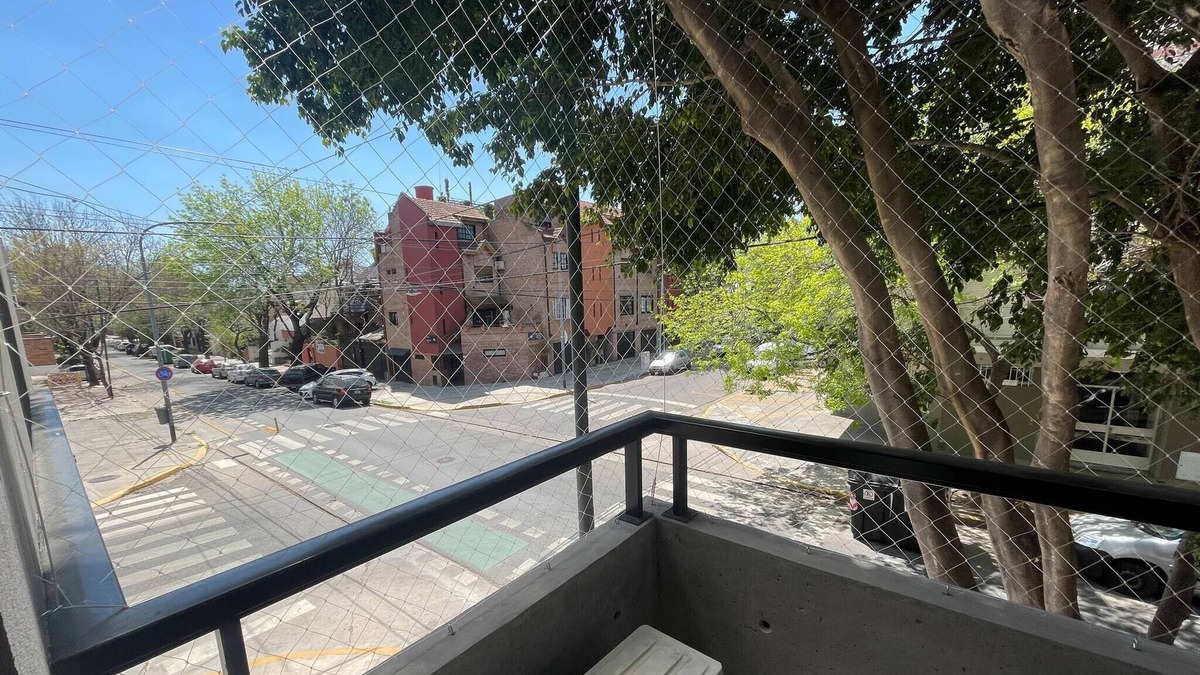 Villa Urquiza Apartment | Beautiful 2 Rooms, Wifi, Balcony