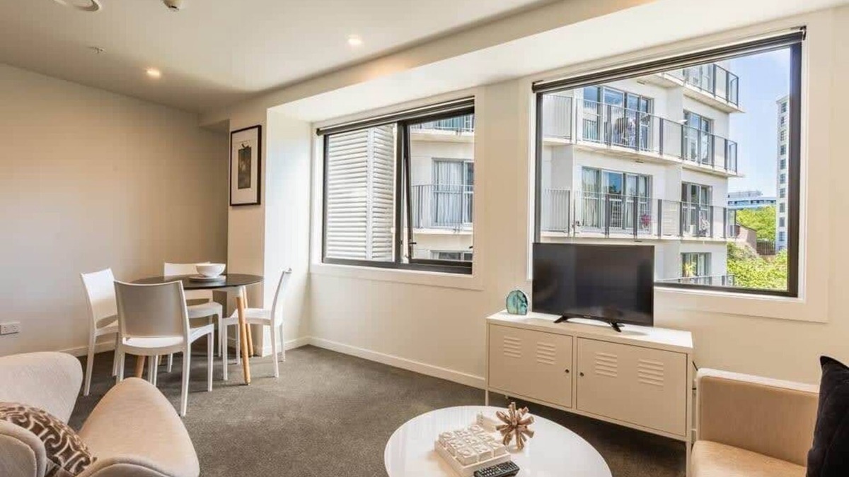 Newton Apartment | Beautiful 2BR Unit next to Myers Park Zodiak Stays