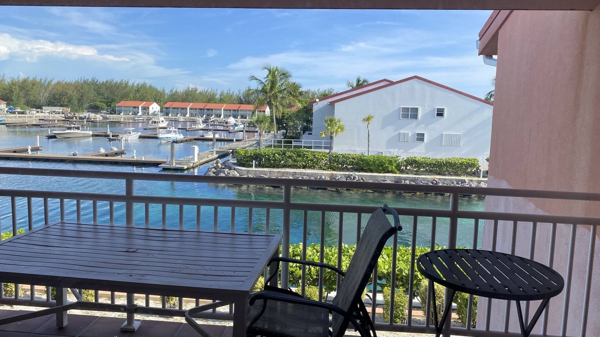 South Bimini House | Beautiful 3/2 Townhouse with Inlet views - Sleeps 7 Unit 20A