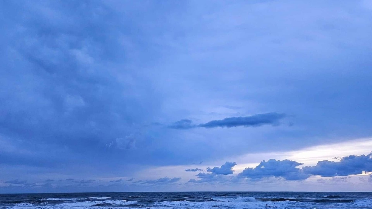 Bethune Beach Condo | Beautiful 3 bedroom condo on Bethune Beach! Walk to Canaveral Sea Shore.
