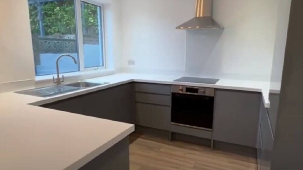 Westbury House | BEAUTIFUL 3 BEDROOM BUNGALOW IN QUIET WILTSHIRE VILLAGE