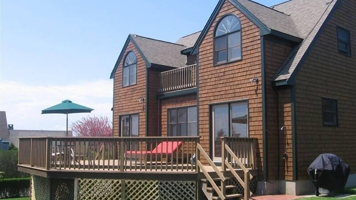 Easton's Point House | Beautiful 3 Bedroom Home with Ocean Views on Easton's Point