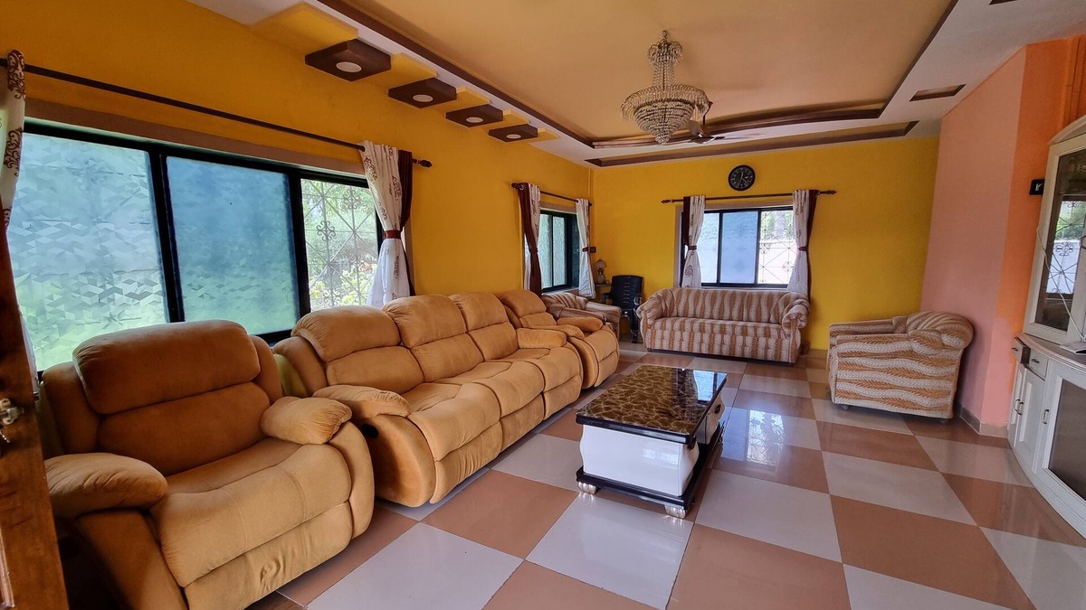 Nagaon Villa | Beautiful 3-Bedroom Villa☺️with FREE WiFi, Lawn @Nagaon🏖️