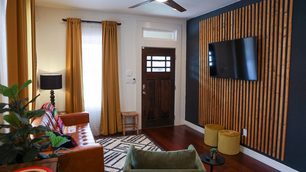 Nevada Street House | Beautiful 3BD Home Near Downtown & The Pearl