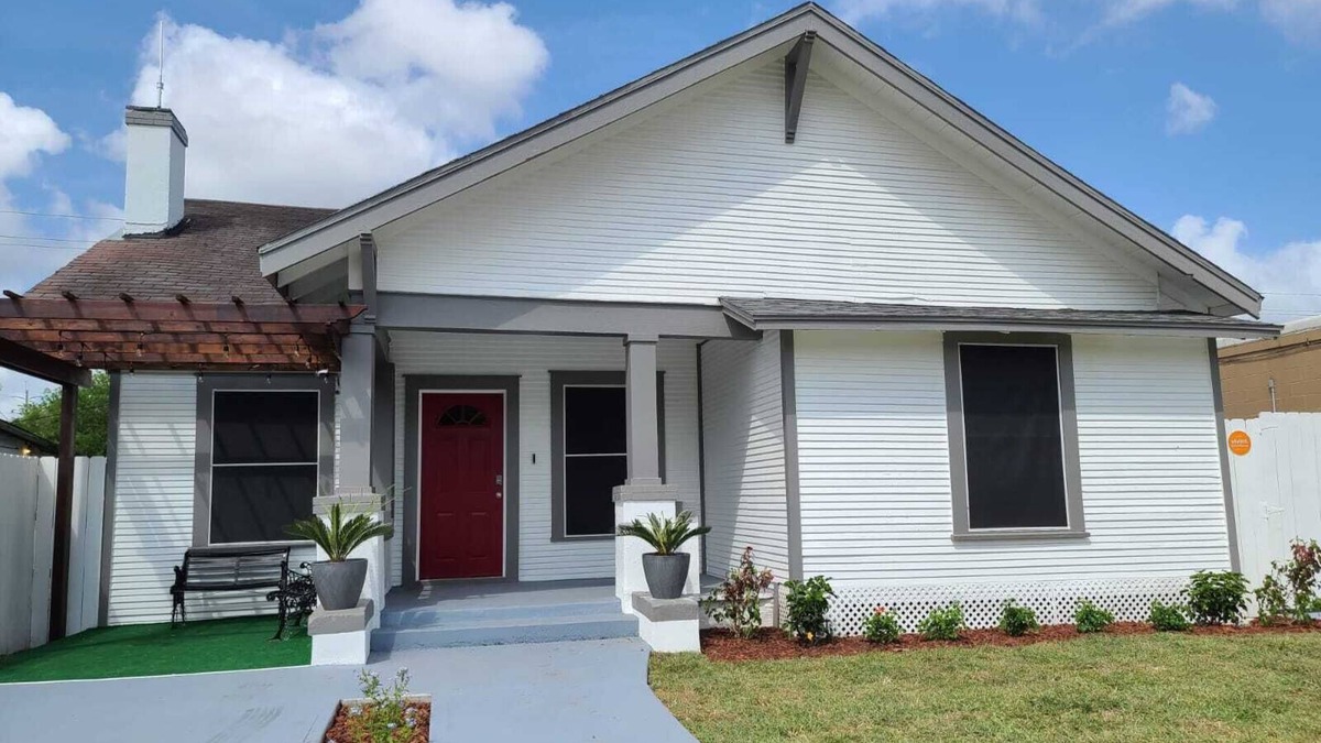 Brownsville House | Beautiful 3BR&2BA House located in the Historic part of Brownville-SPI-SpaceX-MX