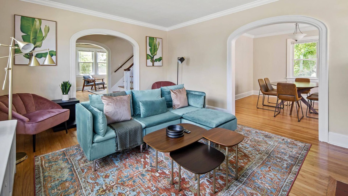 Cove - East Side - Shippan House | Beautiful 3BR House in Stamford + Fenced Yard