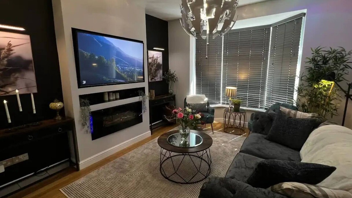 Sheffield House | Beautiful 4 Bed House in Sheffield