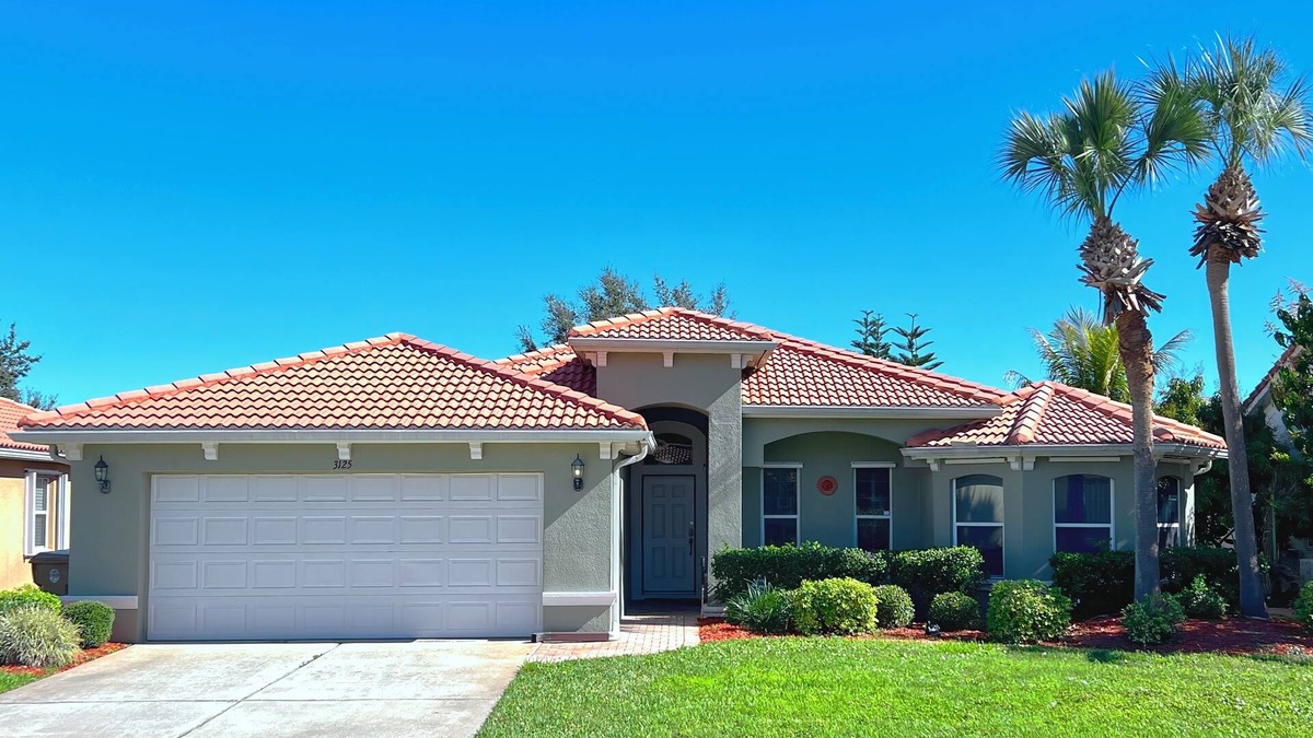 Buena Ventura Lakes House | Beautiful 4 Bed Pool Home At Villa Sol Resort