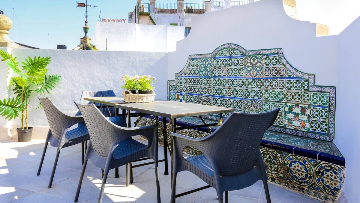 Santa Cruz Apartment | Beautiful 4 bedroom apt. a few meters from the Cathedral with stunning terrace