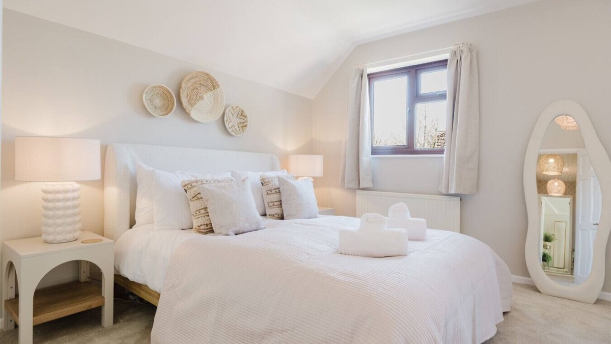 Woodstock Apartment | Beautiful 4 Bedroom Cotswolds Home near Woodstock