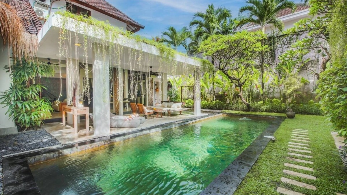 Central Seminyak Villa | Beautiful 4 Bedroom Villa, Oberoi