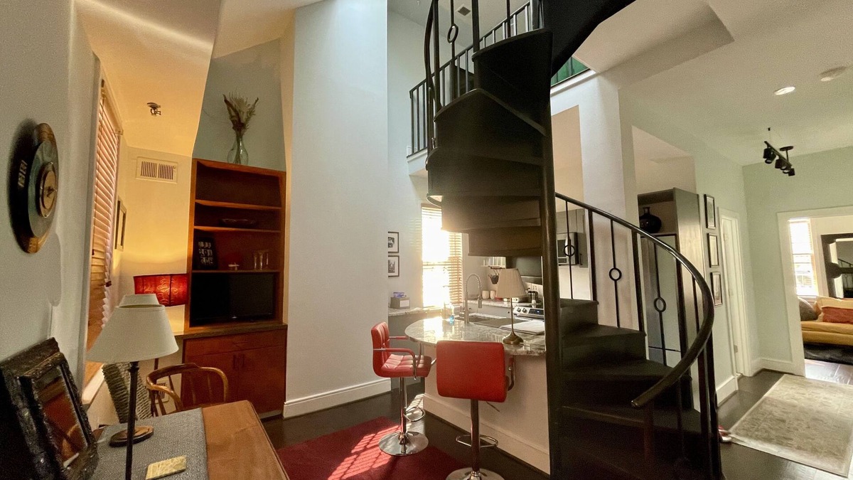 Old Town Alexandria House | Beautiful 4-Level Home in Heart of Old Town
