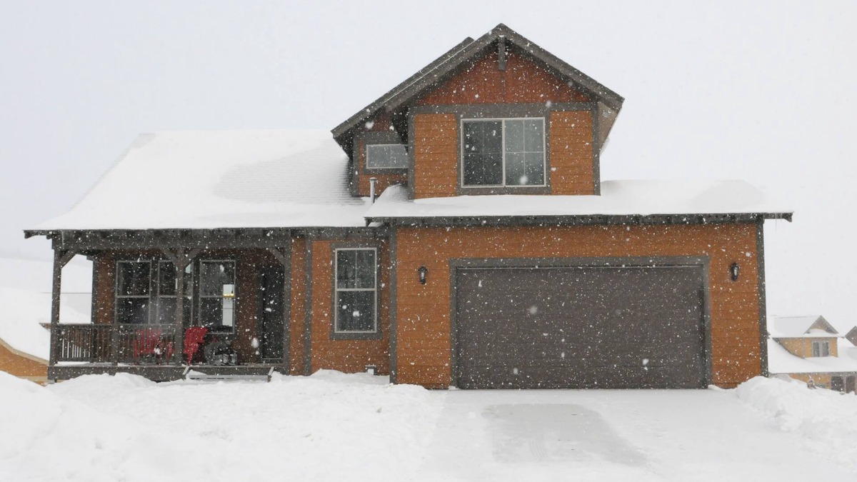 Silvercreek House | Beautiful 5 bedroom + sleeping loft ski-in/ski-out Mountain House
