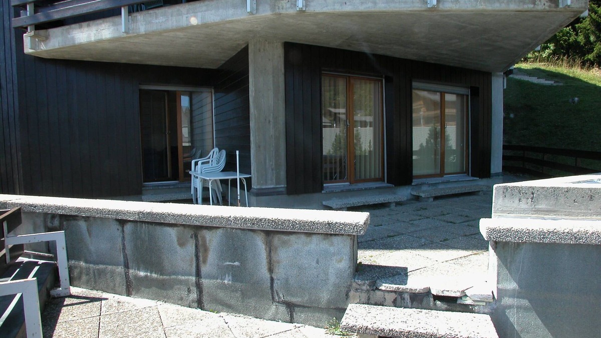 Anzere Apartment | Beautiful 5-room flat (max 8-10 pers), renovated, near the cable car with view on the Valaisan Alps.