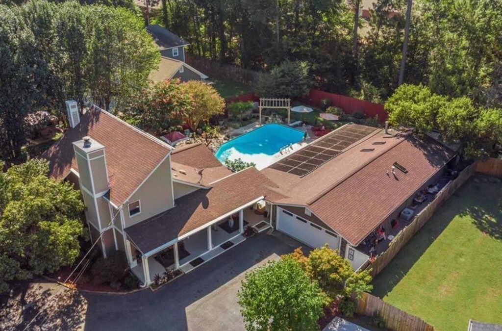 Cartersville Villa | Beautiful 5bd Home with Pool Near LakePoint Sports