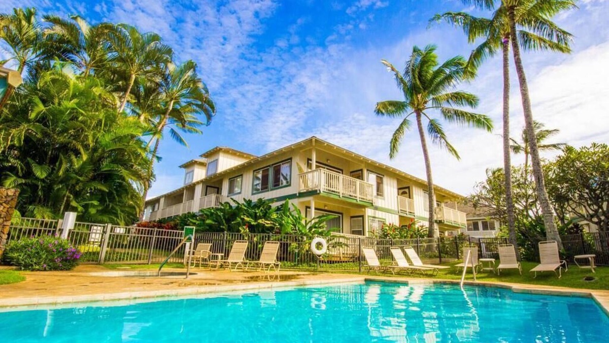 Poipu Apartment | Beautiful 8 brs for 22 near Poipu Beach Park!