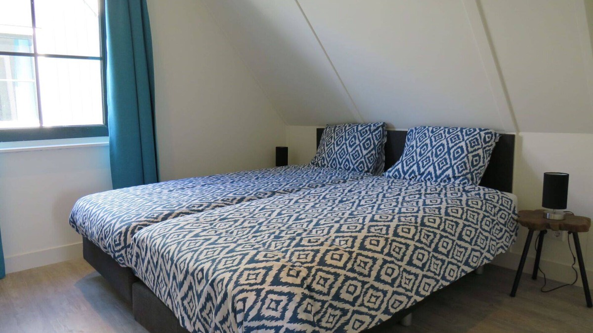 Uitdam Apartment | Beautiful apartment for 8 people with pool, WIFI, TV and terrace
