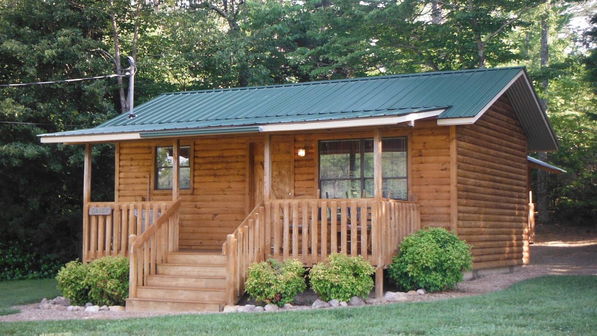 Sevierville Cabin | Beautiful, Affordable, Cabin Near Pigeon Forge For Couples!