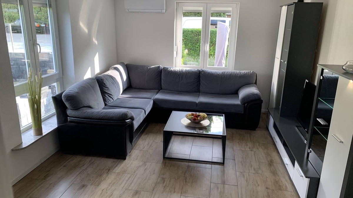 Balingen Apartment | Beautiful air-conditioned vacation apartment