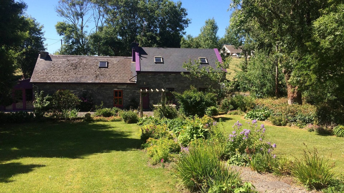 Bell Harbour Cottage | Beautiful Aisling Cottage, Dooneen, Burren, along the Wild Atlantic wa Co. Clare