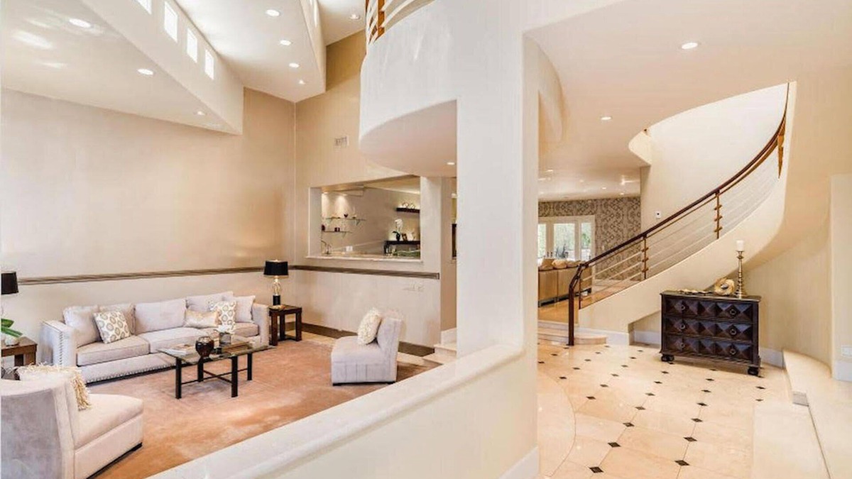 North of Montana House | Beautiful and Spacious Home in the Heart of Santa Monica, CA