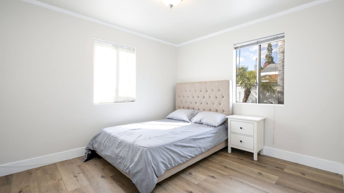 Winnetka House | Beautiful and Spacious Home in San Fernando Valley