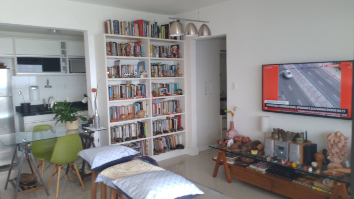 Rio Vermelho Apartment | Beautiful AP overlooking half of Salvador