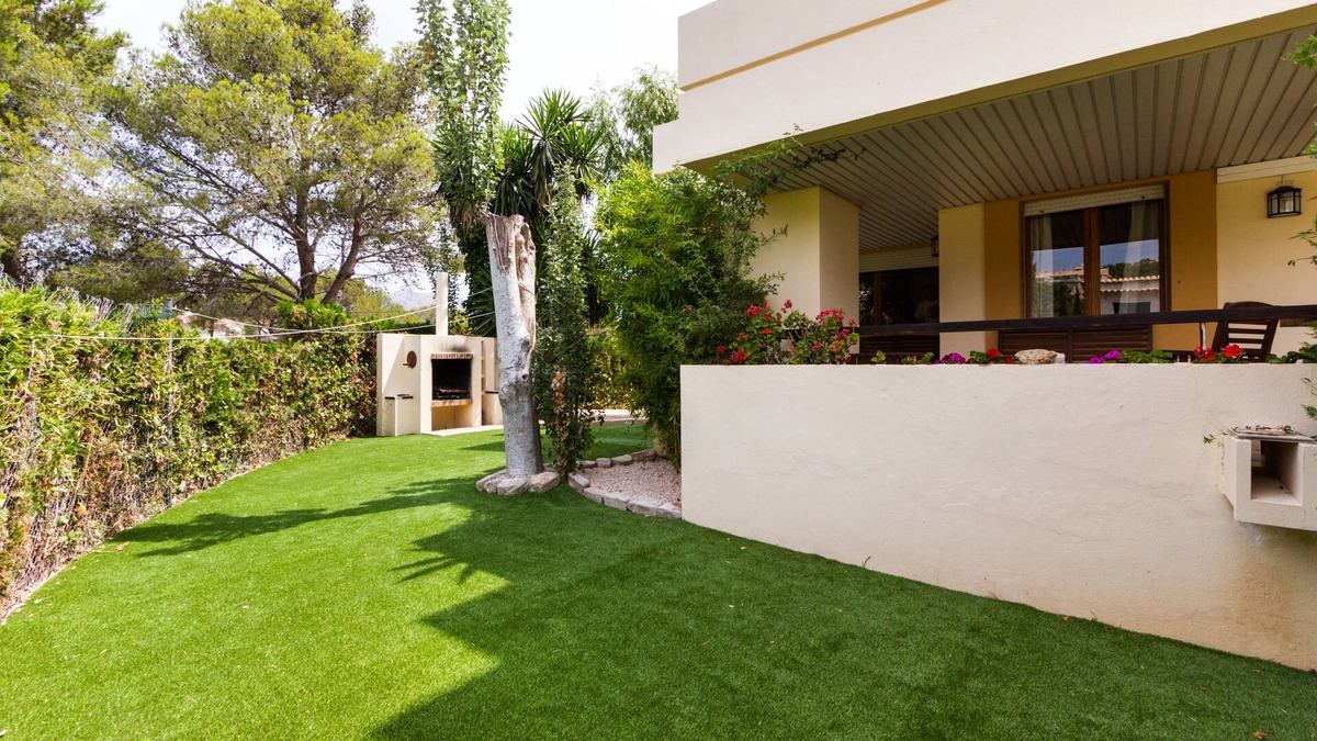 Puerto de Pollensa Apartment | Beautiful Apartment with Garden and BBQ