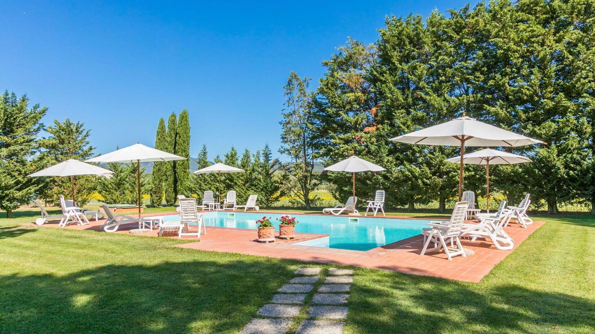 Suvereto Villa | Beautiful apartment in villa for 4 guests with WIFI, pool, A/C and terrace