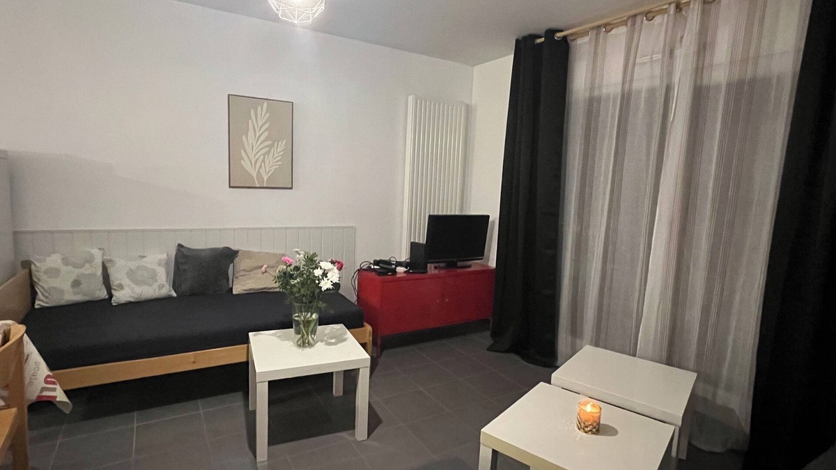 Faubourg-Raines Apartment | Beautiful apartment 4 people Cité gastronomique