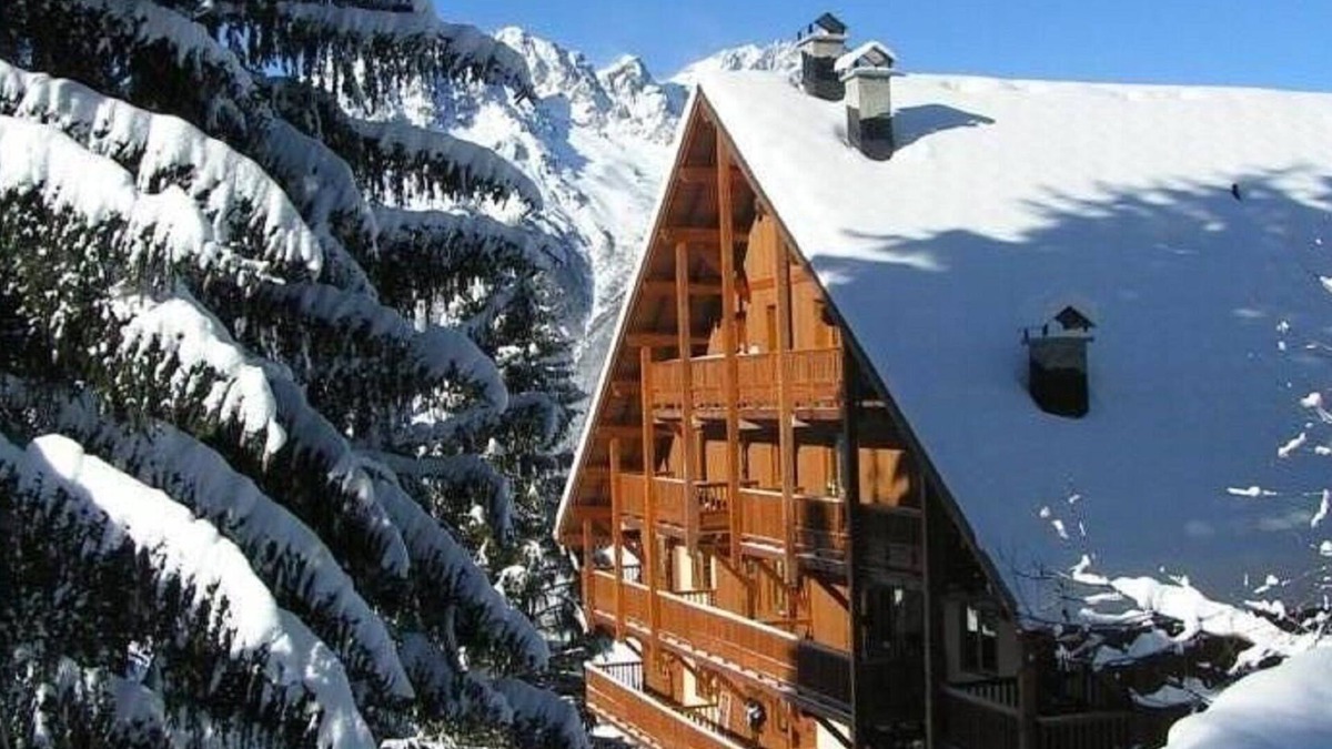 Oz Apartment | Beautiful apartment and balconies on the slopes! Swimming pool, sauna, hammam and fitness