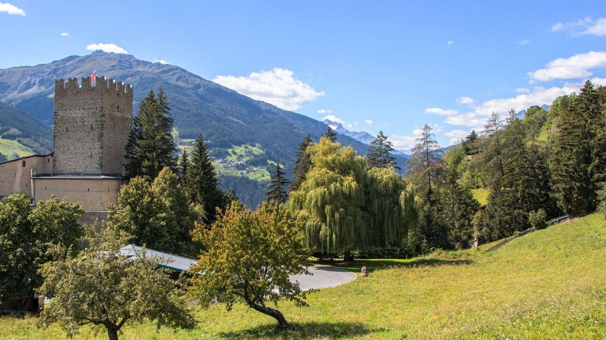 Fliess Apartment | Beautiful apartment for 6 guests with WIFI, TV and panoramic view