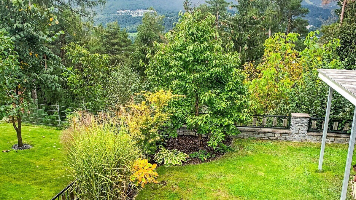 Arzl im Piztal Apartment | Beautiful apartment for 5 people with WIFI, TV, terrace and pets allowed