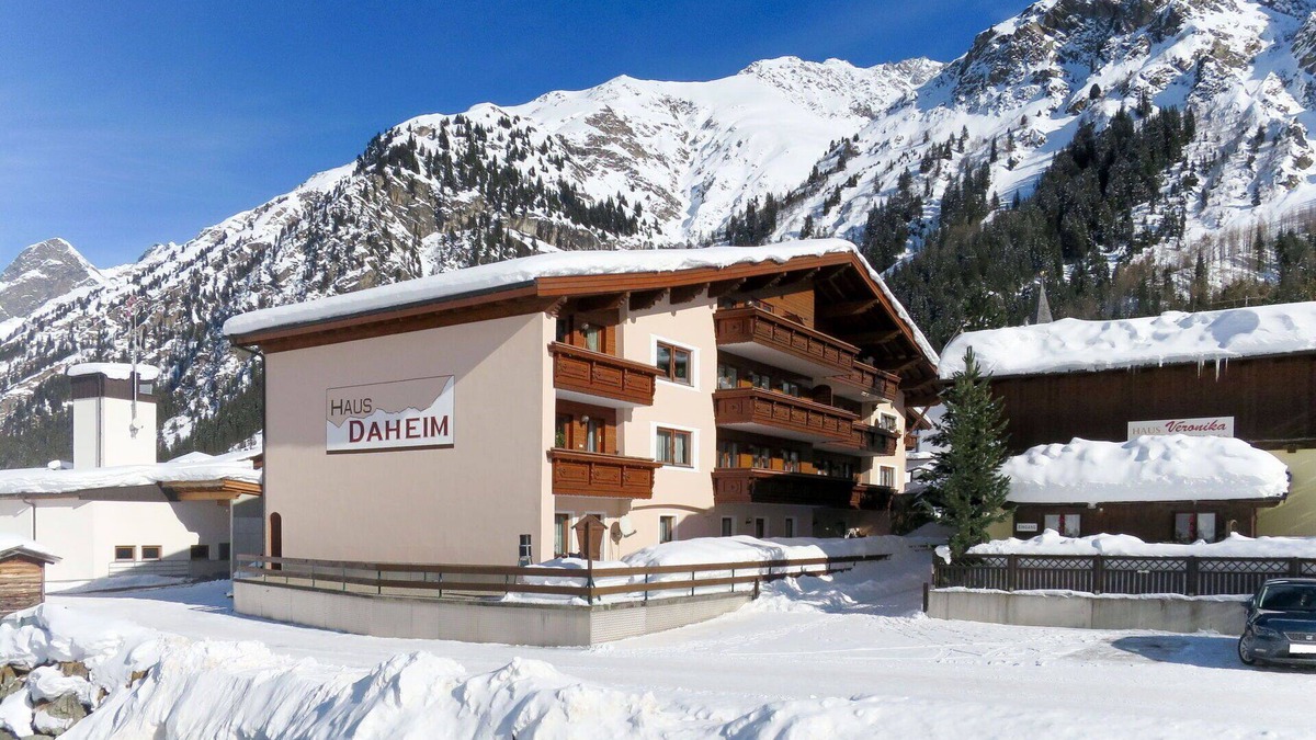 Plangeross Apartment | Beautiful apartment for 5 guests with WIFI, TV, terrace and pets allowed