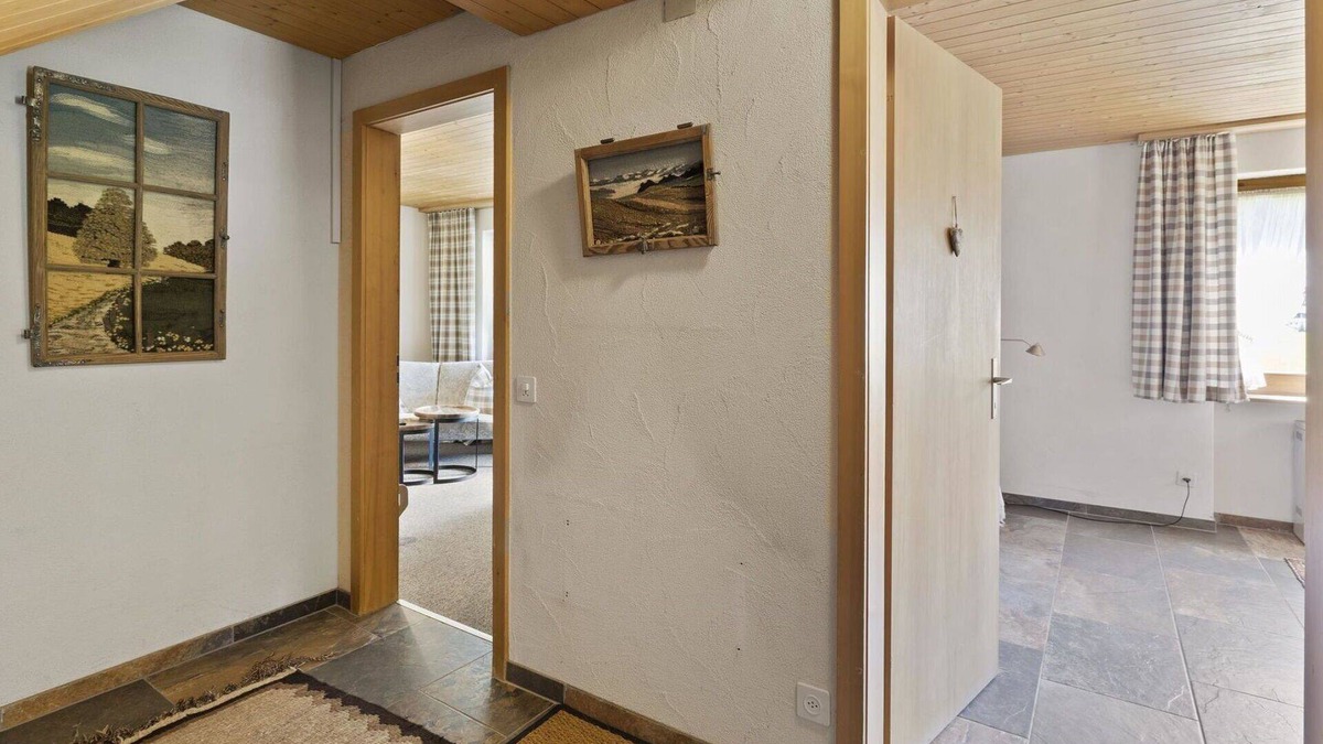 Churwalden Apartment | Beautiful apartment for 2 people with WIFI, TV, balcony and pets allowed