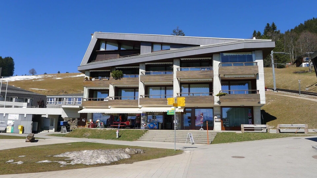 Rigi Kaltbad Apartment | Beautiful apartment for 3 guests with WIFI, TV, balcony, panoramic view and parking